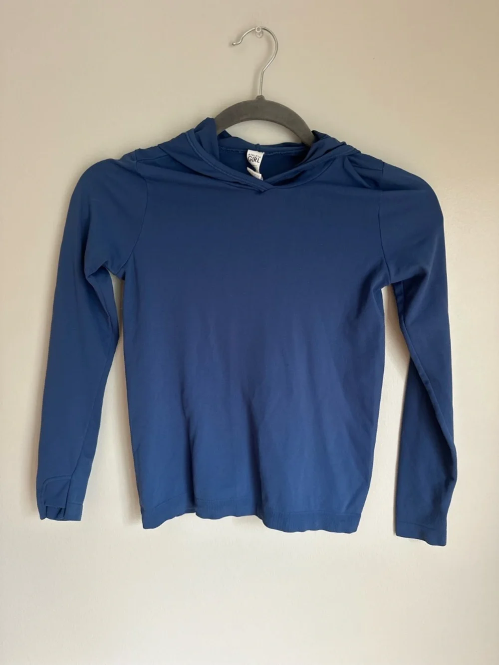 Athleta Girl Long Sleeve Performance Shirt Hood  Thumb Holes Periwinkle Blue S/7